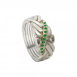  
Stone Color: Emerald Grenn